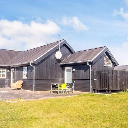 Luxury Retreat Near Beach - By Traum Ferienwohnungen Дом отдыха Лёккен
