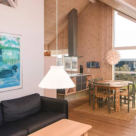 Дом отдыха Luxury Retreat Near Beach - By Traum Ferienwohnungen Лёккен