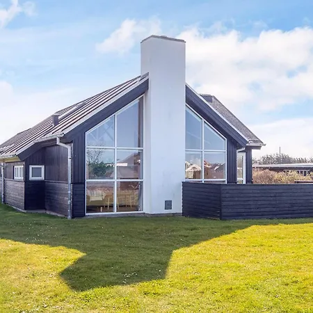 Дом отдыха Luxury Retreat Near Beach - By Traum Ferienwohnungen Лёккен
